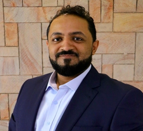 الأستاذ. محمد عبدالملك المعلمي