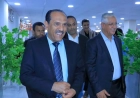 رئيس جامعة صنعاء والمدير العام التنفيذي لشركة يمن موبايل يتفقدان سير الأداء في أكبر مركز امتحاني على مستوى الجمهورية